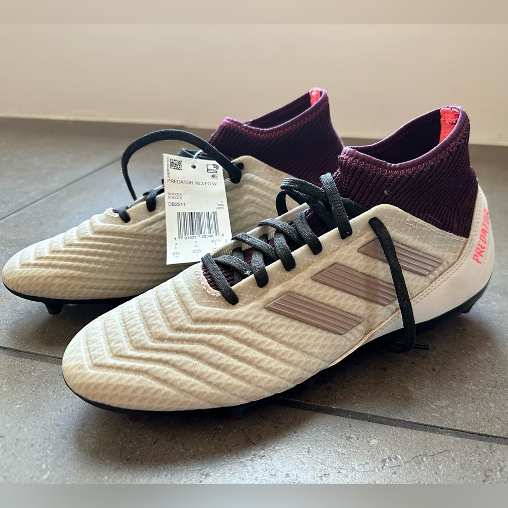 Adidas Soccer Cleats Predator 18.3 DB2511 FG Womens Size 7